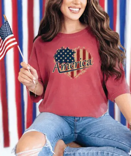 Distressed America Heart Tee – Vintage Patriotic Vibes